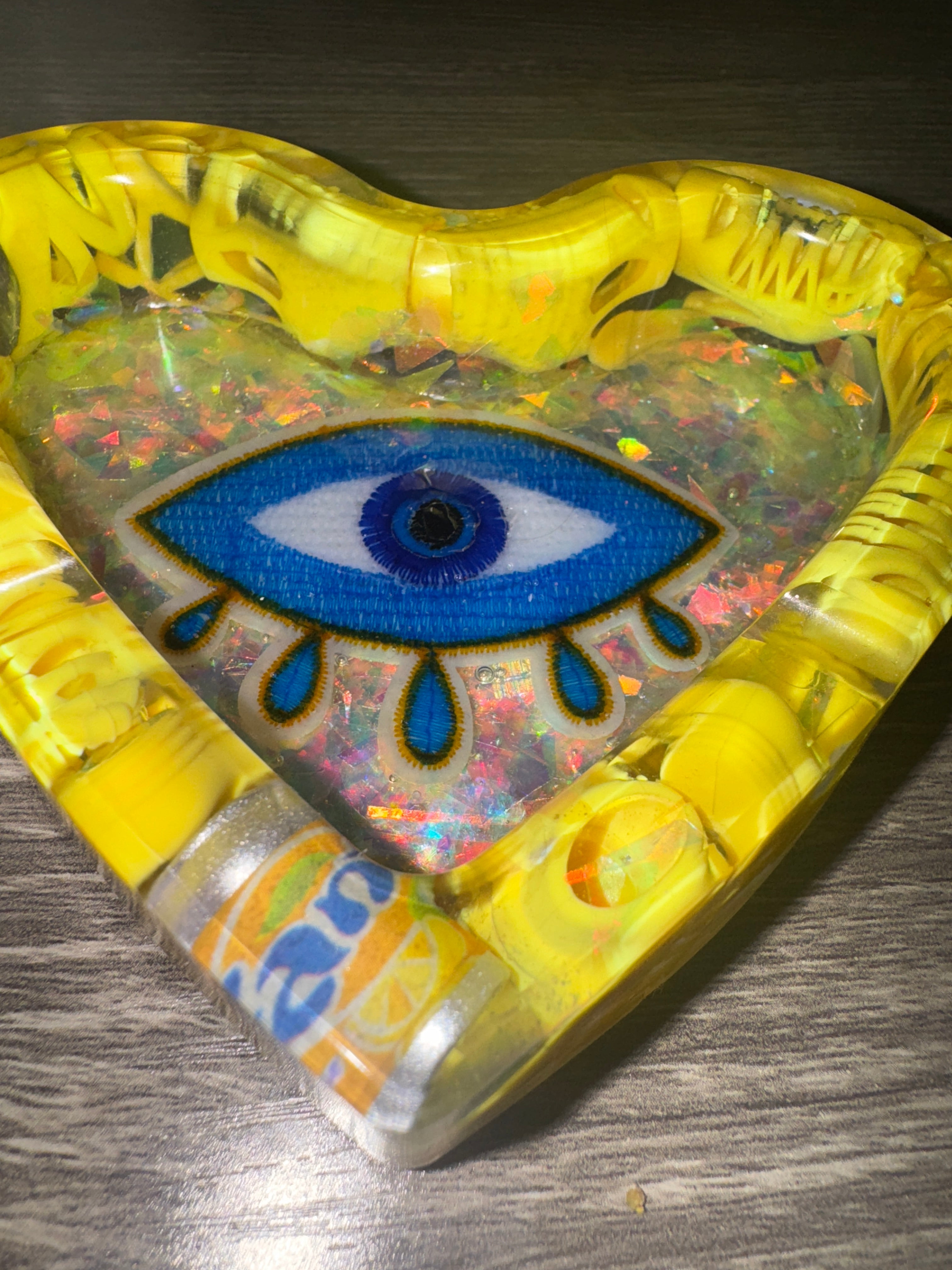 Yellow Heart heels Ashtray