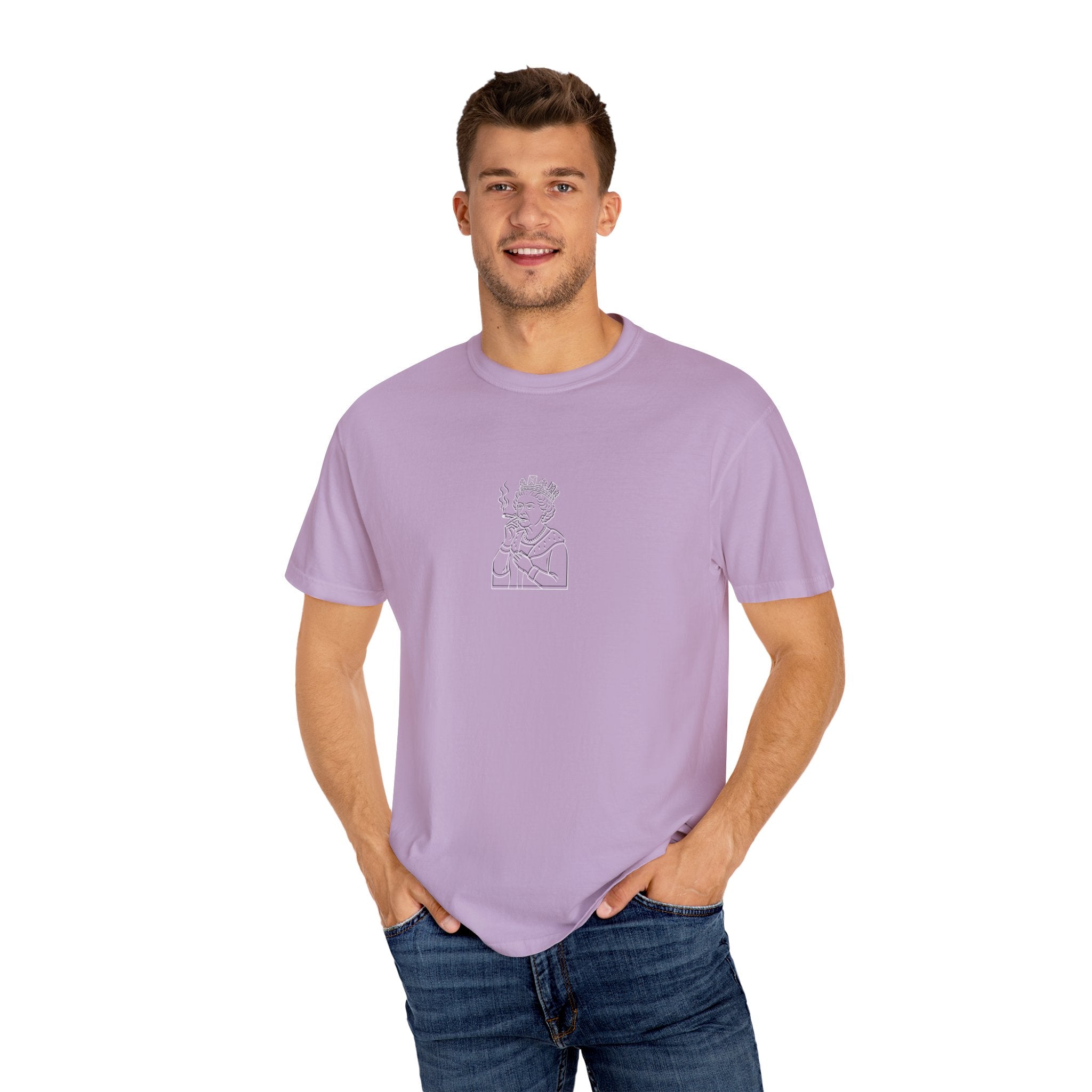 Queen Smoking Unisex T-shirt